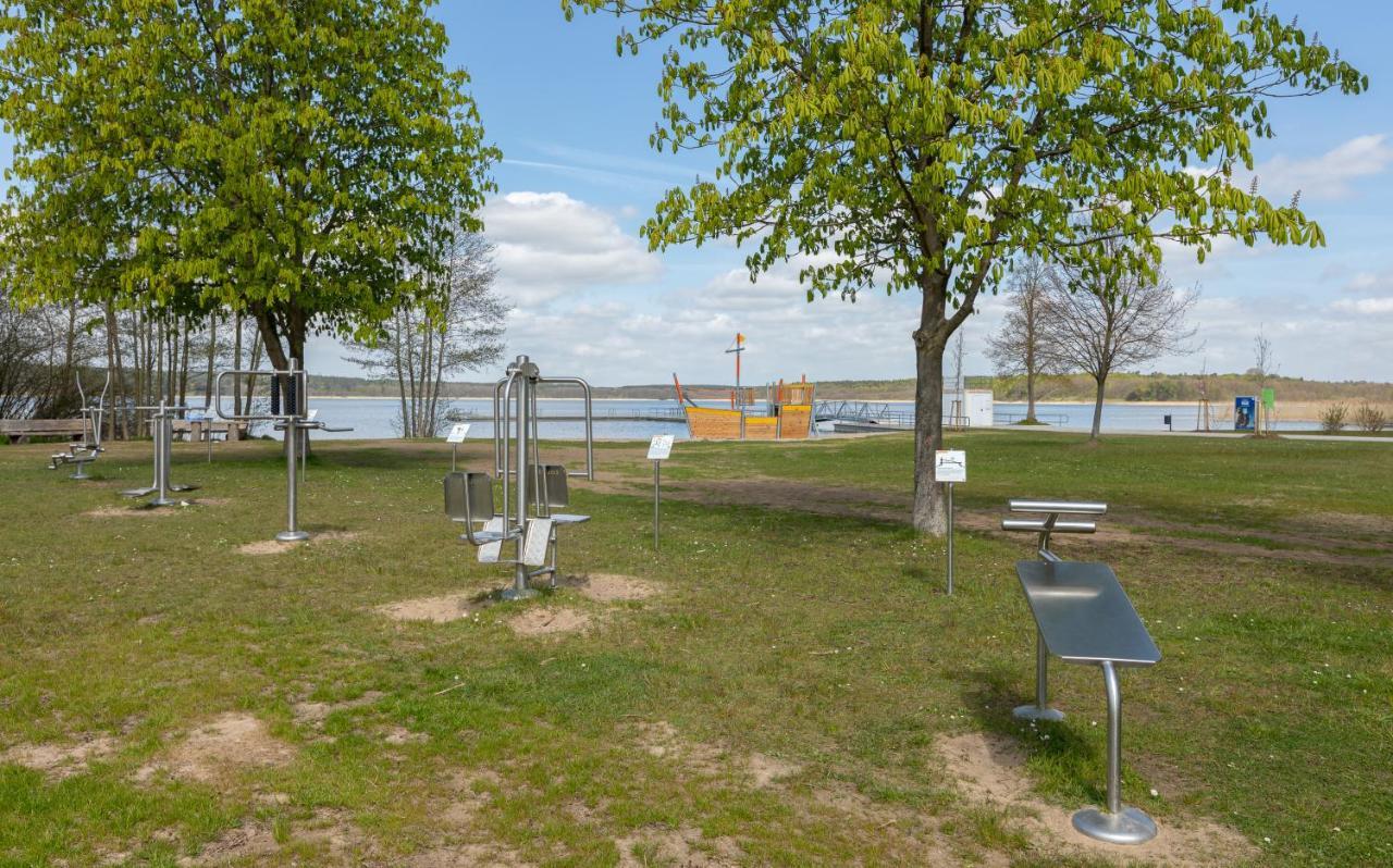 Hotel Am Wariner See Экстерьер фото