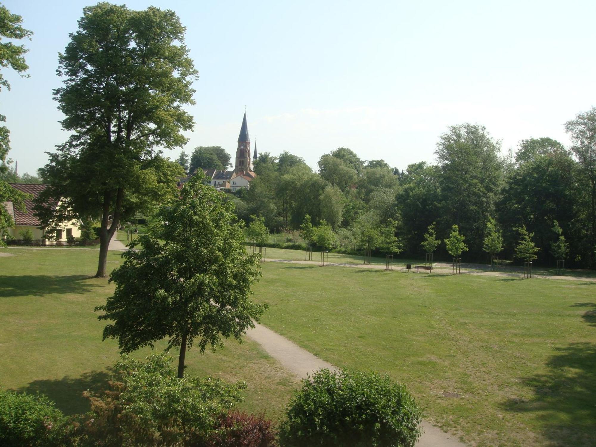Hotel Am Wariner See Экстерьер фото