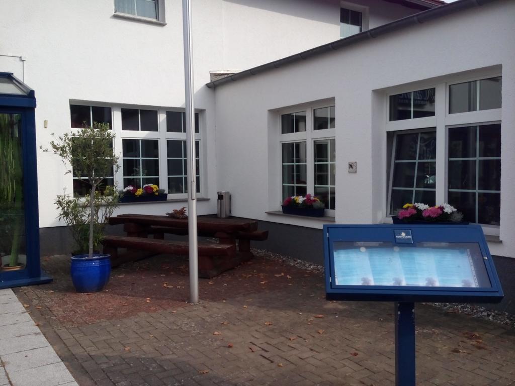 Hotel Am Wariner See Экстерьер фото